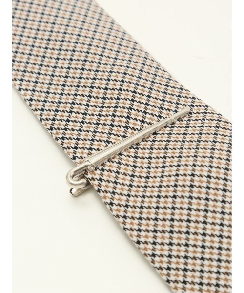 Alexander Julian（アレキサンダージュリアン）の「アレキサンダージュリアン シルク混 ネクタイ＆タイバーセット アンブレラチェック（ネクタイ・メンズ・ブラック×ホワイト/ベージュ・FREE）」の18枚目の写真