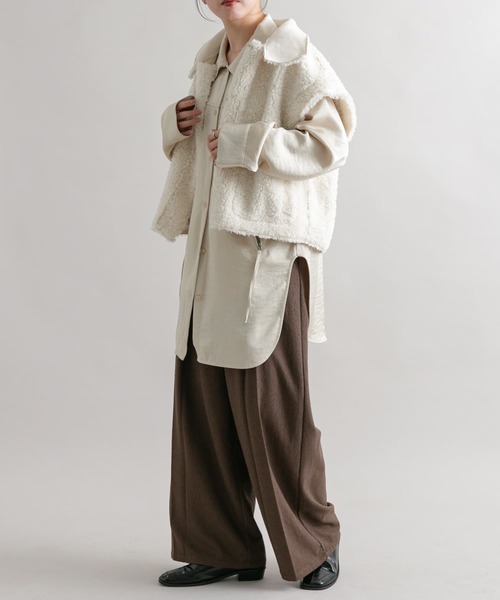 KBF（ケイビーエフ）の「サテンロングシャツ（シャツ/ブラウス・レディース・ベージュ/ネイビー/ブラウン・ONE）」の12枚目の写真