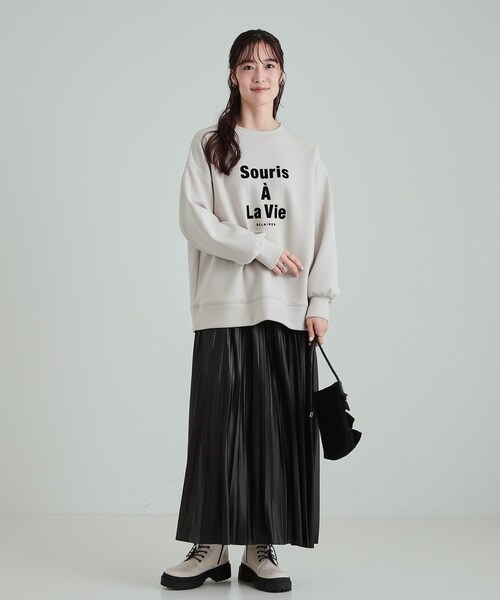 セール】微光沢で華やか レザー調プリーツスカート（スカート）｜Cutie