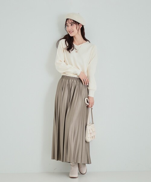 Cutie Blonde（キューティーブロンド）の「◆微光沢で華やか レザー調プリーツスカート（スカート・レディース・ライトグレー/ブラック/ブラウン系その他・03/02/01/04）」の11枚目の写真