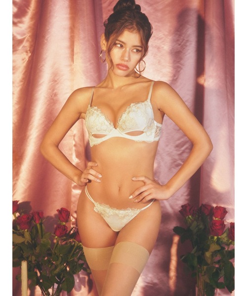 セレーナショーツ（ショーツ）｜RAVIJOUR（ラヴィジュール）の