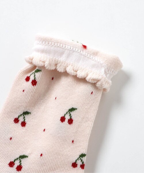 apres les cours（アプレレクール）の「お花・ハート・さくらんぼ柄ソックス（ソックス/靴下・キッズ・ピンク/ブラック/アイボリー・12/15 /18/21）」の5枚目の写真