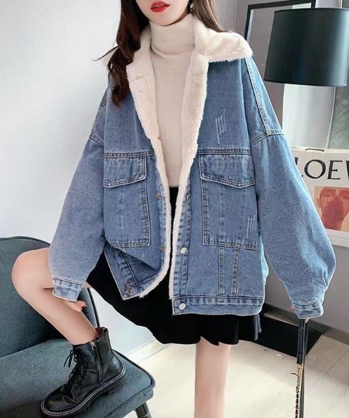 paravion（パラビオン）の「ボア付きオーバーデニムジャケット（デニムジャケット・レディース・ブルー・SMALL/MEDIUM）」の3枚目の写真