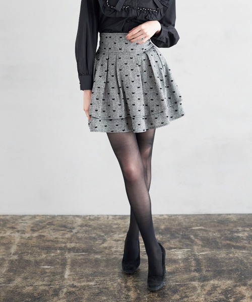 tocco closet(トッコ クローゼット)の「リボンフロッキーミニスカパン(スカート・レディース・ブラック/グレー・M)」の2枚目の写真