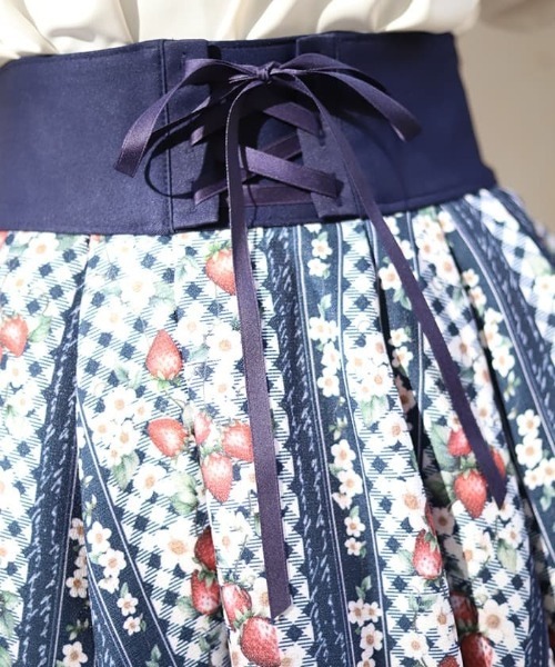 axes femme(アクシーズファム)の「ストロベリーチェック柄スカート(スカート・レディース・ネイビー/ブラウン/レッド・FREE)」の12枚目の写真