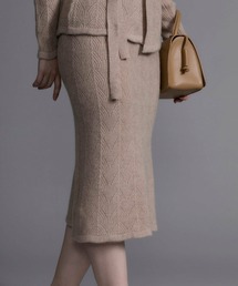 カシミヤ 100％ ニット」に該当するレディースのスカートファッション