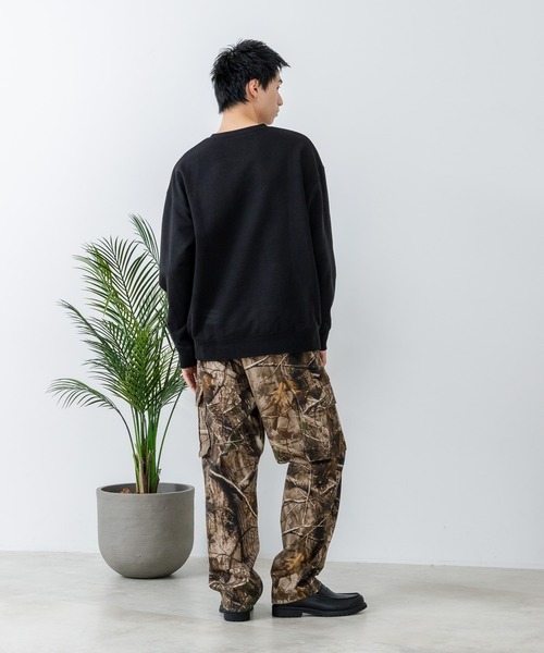 ragged mountain(ラギットマウンテン)の「【RAGGED MOUNTAIN/ラギットマウンテン】ワンポイントロゴスウェットトレーナー(スウェット・メンズ・グレイッシュブルー/カーキ/グレー/ブラック・MEDIUM/LARGE/X-LARGE)」の14枚目の写真