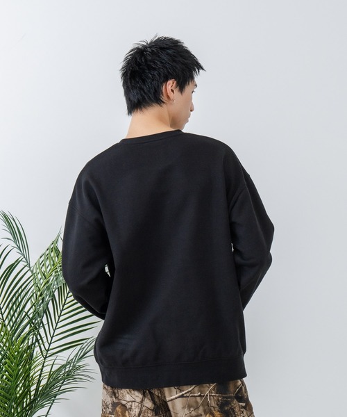 ragged mountain(ラギットマウンテン)の「【RAGGED MOUNTAIN/ラギットマウンテン】ワンポイントロゴスウェットトレーナー(スウェット・メンズ・グレイッシュブルー/カーキ/グレー/ブラック・MEDIUM/LARGE/X-LARGE)」の9枚目の写真