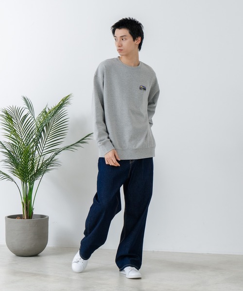 ragged mountain(ラギットマウンテン)の「【RAGGED MOUNTAIN/ラギットマウンテン】ワンポイントロゴスウェットトレーナー(スウェット・メンズ・グレイッシュブルー/カーキ/グレー/ブラック・MEDIUM/LARGE/X-LARGE)」の6枚目の写真