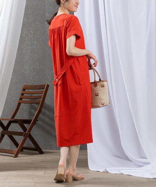 STUDIO PICONE(スタジオピッコーネ)の「バックベルト刺繍ワンピース(ワンピース・レディース・ライトグリーン/レッド/ブラック/ベージュ・LL/L/M)」の17枚目の写真