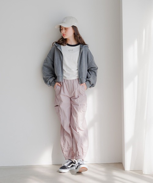 GLOBAL WORK(グローバルワーク)の「ピグメント裏毛ZIPパーカー/292267(パーカー・キッズ・パープル/グレー系8/グレー系9・140cm/130cm/160cm/150cm)」の6枚目の写真