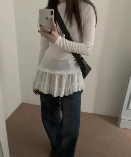MEMECLE（メメクル）の「【 MEMECLE / メメクル 】シースルー 裾フリルレイヤード カットソー（Tシャツ/カットソー・レディース・ホワイト/ブラック・L/M/S）」の5枚目の写真