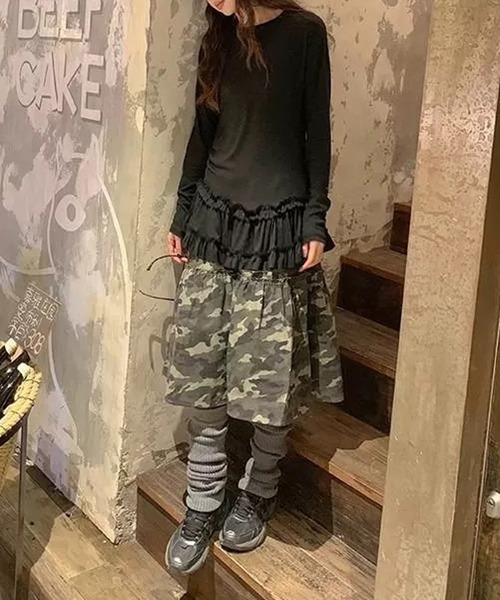 MEMECLE（メメクル）の「【 MEMECLE / メメクル 】シースルー 裾フリルレイヤード カットソー（Tシャツ/カットソー・レディース・ホワイト/ブラック・L/M/S）」の12枚目の写真