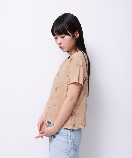 Common Noun(コモン ナウン)の「“HORSE” Midori Nakajima 半袖メロウリブトップス(Tシャツ/カットソー・レディース・ホワイト/ベージュ・L/M)」の9枚目の写真