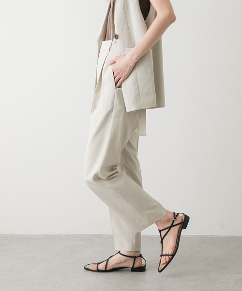 SENSE OF PLACE by URBAN RESEARCH（センスオブプレイスバイアーバンリサーチ）の「『UR TECH DRYLUXE』リネンライクテーパードパンツ（その他パンツ・レディース・ブラック/ライトベージュ/ネイビー/チャコールグレー・SMALL/MEDIUM/LARGE）」の3枚目の写真