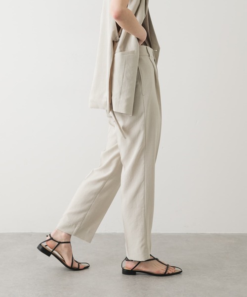 SENSE OF PLACE by URBAN RESEARCH（センスオブプレイスバイアーバンリサーチ）の「『UR TECH DRYLUXE』リネンライクテーパードパンツ（その他パンツ・レディース・ブラック/ライトベージュ/ネイビー/チャコールグレー・SMALL/MEDIUM/LARGE）」の22枚目の写真