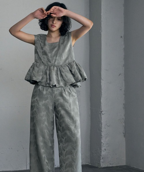 フェザー柄ジャガードペプラム セットアップ 結婚式 パンツドレス