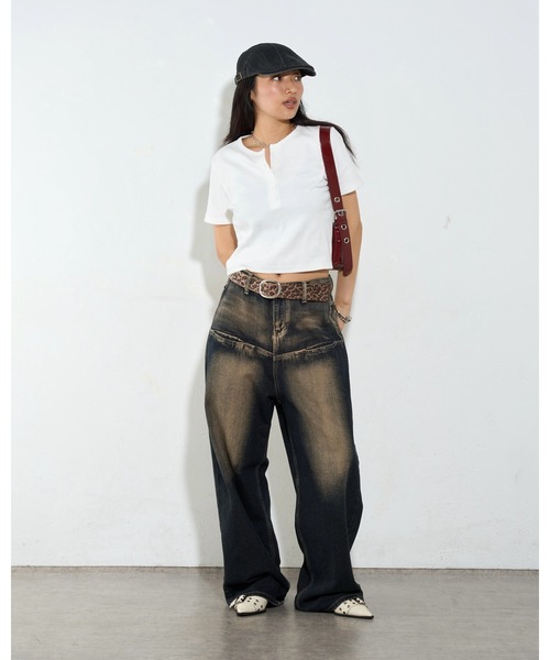 WHO'S WHO gallery(フーズフーギャラリー)の「【2サイズ 】ヘンリーネックTEE(Tシャツ/カットソー・レディース・チャコールグレー/ブラック/ホワイト/ライトグレー/グレー・FREE/MEDIUM)」の17枚目の写真