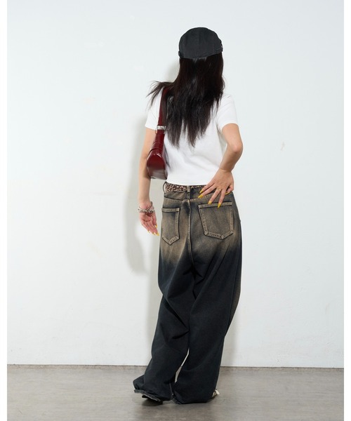 WHO'S WHO gallery(フーズフーギャラリー)の「【2サイズ 】ヘンリーネックTEE(Tシャツ/カットソー・レディース・チャコールグレー/ブラック/ホワイト/ライトグレー/グレー・FREE/MEDIUM)」の19枚目の写真