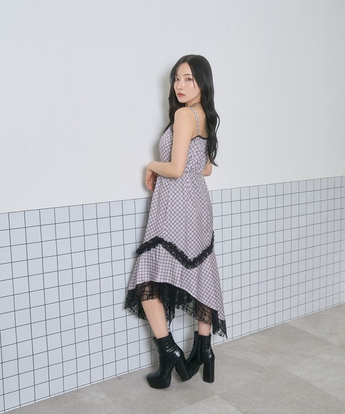 ANDGEEBEE（アンジービー）の「イレヘムレースキャミワンピ（ワンピース・レディース・グレー/ホワイト・FREE）」の3枚目の写真