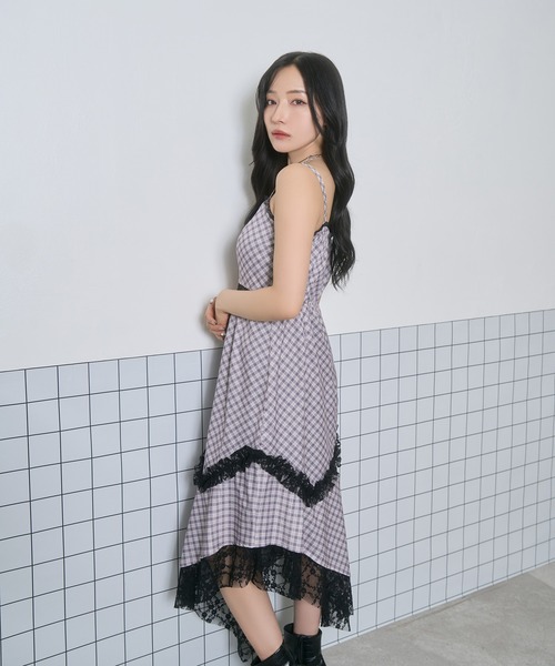 ANDGEEBEE（アンジービー）の「イレヘムレースキャミワンピ（ワンピース・レディース・グレー/ホワイト・FREE）」の6枚目の写真