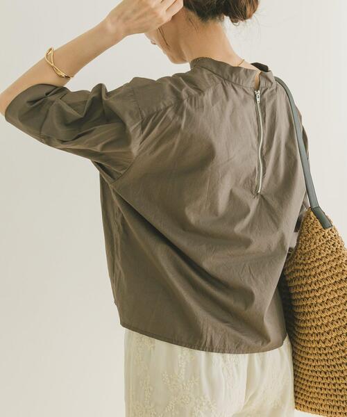 ITEMS URBANRESEARCH（アイテムズ アーバンリサーチ）の「5ブソデハイネックブラウス（シャツ/ブラウス・レディース・ブルー/チャコールグレー/ホワイト・FREE）」の22枚目の写真