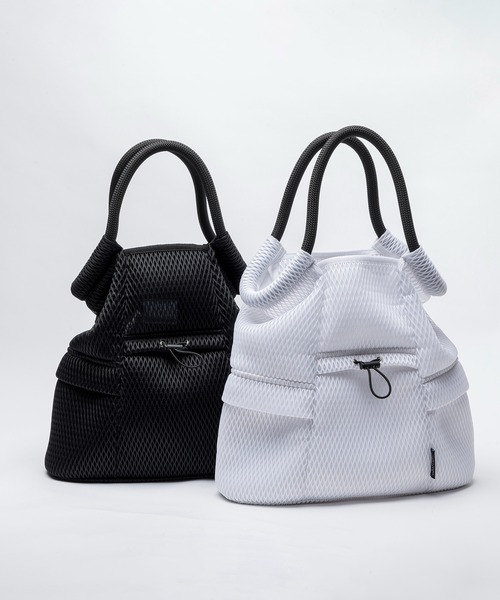 EDITA.(エディータ)の「洗濯機で洗える Washable loop handle circle bag シンプル / 通勤 / A4収納(トートバッグ・レディース・ブラック/ホワイト・FREE)」の19枚目の写真