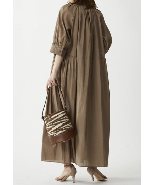 1er Arrondissement(プルミエアロンディスモン)の「ソアコティオーガンジーワンピース(ドレス・レディース・グレー系その他7/モカ・36/38)」の14枚目の写真