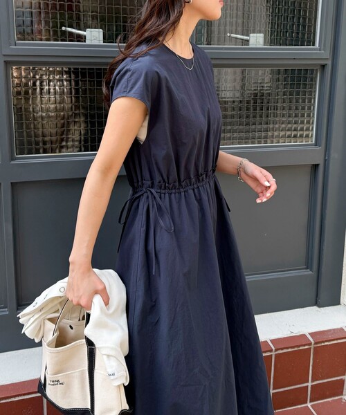 fredy emue（フレディエミュ）の「バルーンフレンチワンピース（ワンピース・レディース・サックスブルー/オフホワイト/ネイビー・38/36）」の12枚目の写真