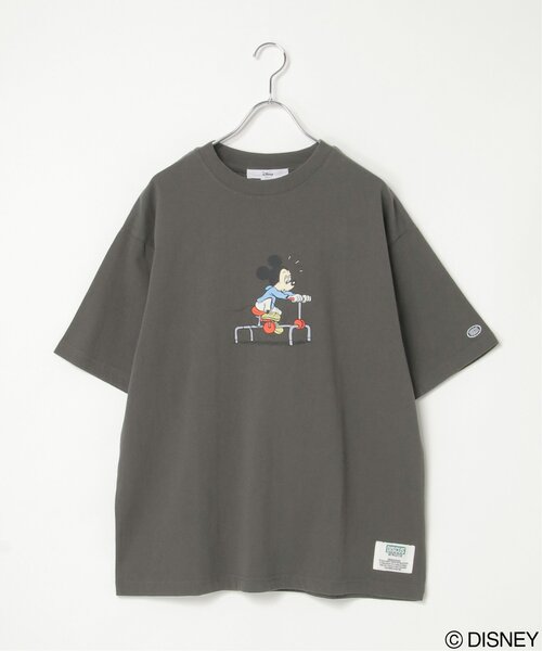 DISCUS ATHLETIC（ディスカス　アスレチック）の「DISCUS ATHLETIC × ミッキーマウスTシャツ（Tシャツ/カットソー・レディース・ホワイト/オフホワイト/ナチュラル/ブラック/ブラウン系その他/チャコール・M/L）」の4枚目の写真