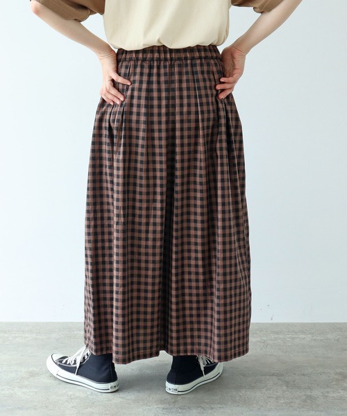 PAR ICI(パーリッシィ)の「製品染め ギンガムチェックスカート(スカート・レディース・チャコールグレー/ダークブラウン・FREE)」の12枚目の写真