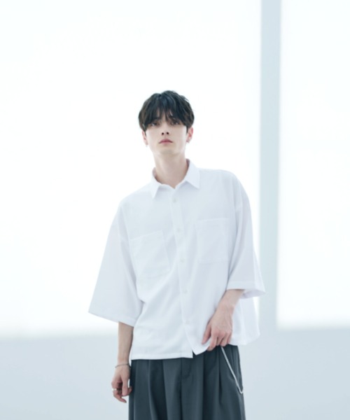 ASTRONOMY(アストロノミー)の「【防シワ】短丈ワイドリラックス半袖シャツ(シャツ/ブラウス・メンズ・ホワイト/ブルー/ホワイト系/ブラック/チャコール・L/XL/S/M)」の11枚目の写真