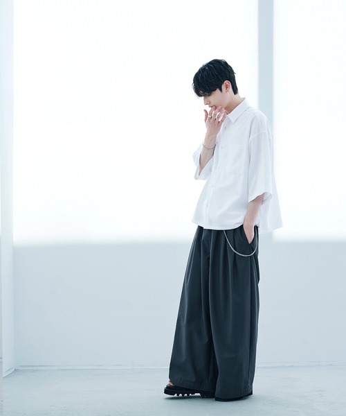 ASTRONOMY(アストロノミー)の「【防シワ】短丈ワイドリラックス半袖シャツ(シャツ/ブラウス・メンズ・ホワイト/ブルー/ホワイト系/ブラック/チャコール・L/XL/S/M)」の15枚目の写真