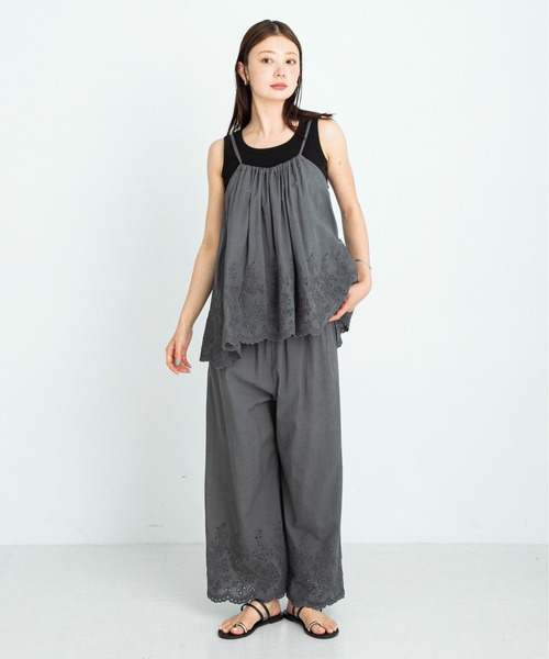URBAN RESEARCH Sonny Label（アーバンリサーチサニーレーベル）の「エンブロイダリーコットンキャミ×パンツセット（セットアップ・レディース・ブラック/アイボリー/チャコールグレー・FREE）」の18枚目の写真