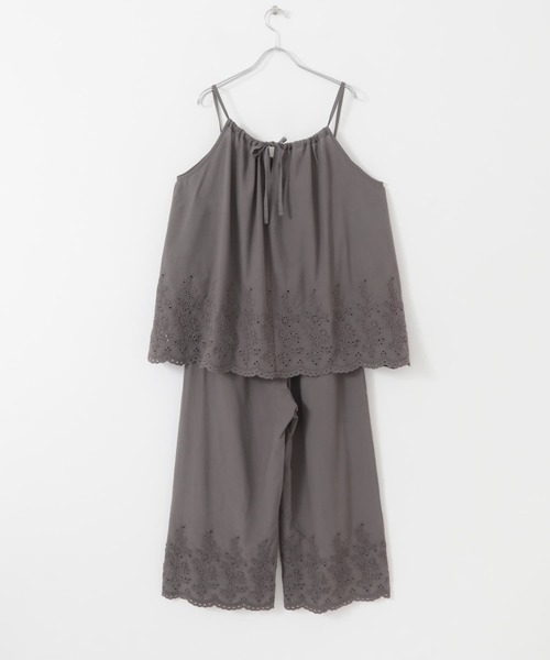 URBAN RESEARCH Sonny Label（アーバンリサーチサニーレーベル）の「エンブロイダリーコットンキャミ×パンツセット（セットアップ・レディース・ブラック/アイボリー/チャコールグレー・FREE）」の14枚目の写真