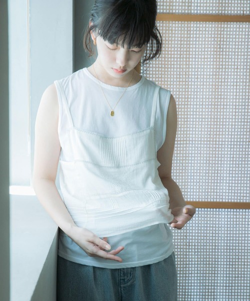 URBAN RESEARCH DOORS（アーバンリサーチドアーズ）の「『別注』olu’ment×DOORS　コットンモス刺繍キャミソール（キャミソール・レディース・アイボリー・ONE）」の2枚目の写真