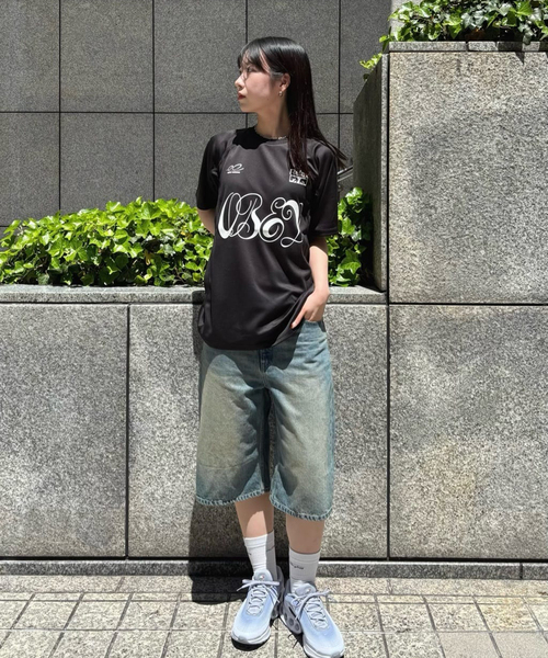 OBEY(オベイ)の「【OBEY / オベイ】 PLAZA ACTIVE TOP 131080369-25U(Tシャツ/カットソー・レディース・チャコールグレー/ブラック・SMALL/MEDIUM)」の3枚目の写真