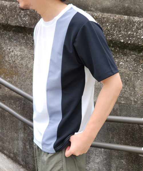 ikka(イッカ)の「【接触冷感/吸水速乾】マルチファンクション縦切り替えTシャツ(Tシャツ/カットソー・メンズ・ネイビー/ベージュ/ホワイト/ブラック・M/L/XL/S)」の1枚目の写真