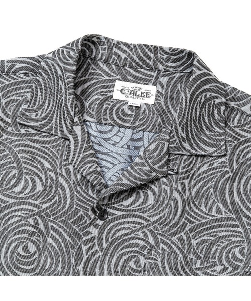 CALEE（キャリー）の「SPIRAL JACQUARD CHAMBRAY S/S SH（シャツ/ブラウス・メンズ・ブラック×グレー・MEDIUM/LARGE/X-LARGE）」の4枚目の写真