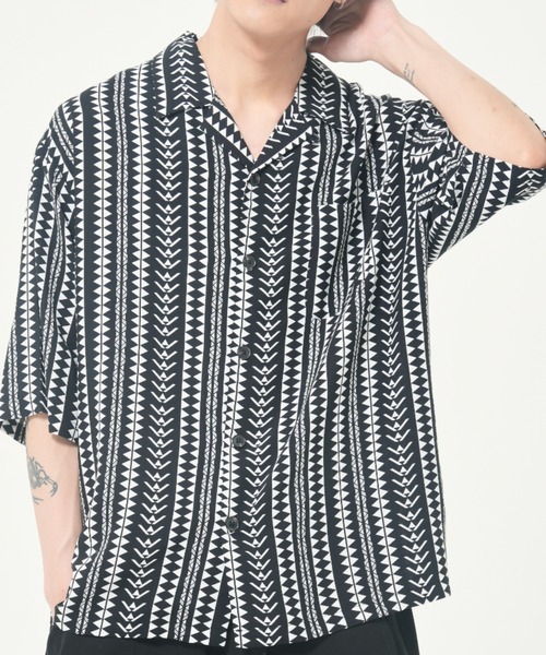 CORISCO（コリスコ）の「レーヨン総柄オープンシャツ(M1)（シャツ/ブラウス・メンズ・その他1/その他2/その他3・MEDIUM/X-LARGE/LARGE）」の2枚目の写真