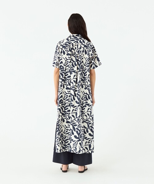 MACPHEE（マカフィー）の「ボタニカルプリント シャツワンピース（シャツワンピース・レディース・ネイビー・36）」の4枚目の写真