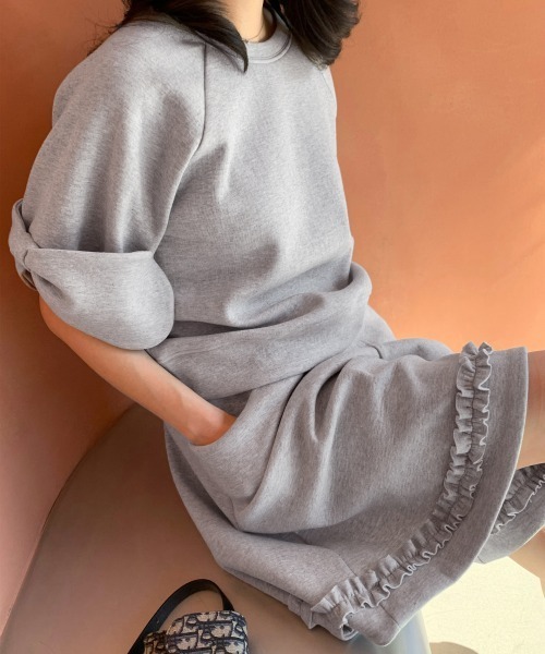 AMELY(エミリー)の「リボンスリーブトップス×ハーフパンツセットアップ(セットアップ・レディース・アイボリー/ブラック/グレー/ベージュ・フリー)」の15枚目の写真