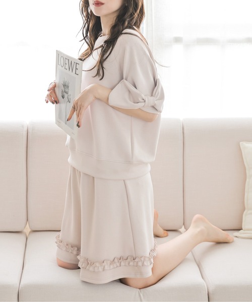 AMELY(エミリー)の「リボンスリーブトップス×ハーフパンツセットアップ(セットアップ・レディース・アイボリー/ブラック/グレー/ベージュ・フリー)」の21枚目の写真