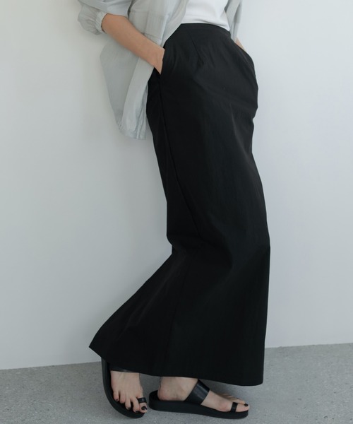 anuke アンヌークCutoff Straight Skirt ブラック　新作 Cutoff Straight Skirt（スカート）｜anuke（アンヌーク）の