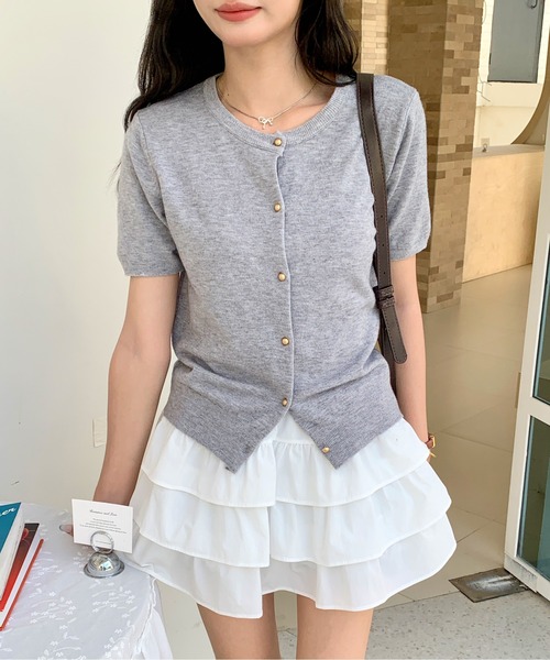 everycoco（エブリーココ）の「ゴールドボタン半袖ニットトップス/カーディガン（ニット/セーター・レディース・ピンク/アイボリー/グレー・FREE）」の5枚目の写真