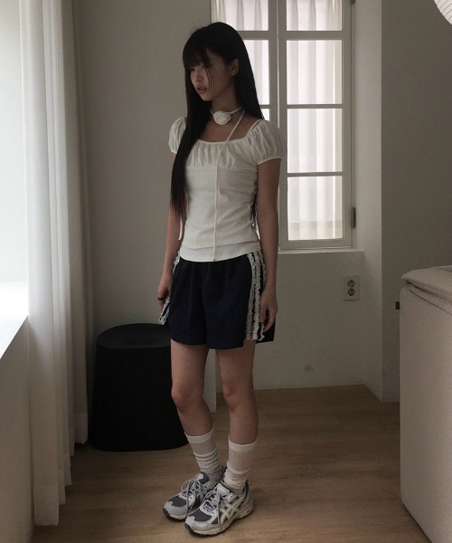 anyonemore（エニワンモア）の「サイドレースラインショートトレーニングパンツ（スウェットパンツ・レディース・ネイビー/グレー/ブラック・MEDIUM/LARGE）」の13枚目の写真