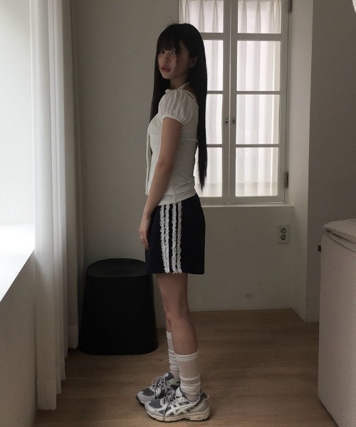 anyonemore（エニワンモア）の「サイドレースラインショートトレーニングパンツ（スウェットパンツ・レディース・ネイビー/グレー/ブラック・MEDIUM/LARGE）」の12枚目の写真