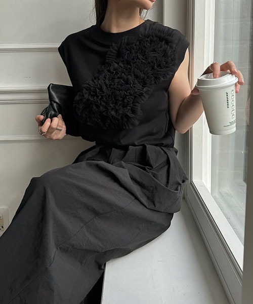 WILLFULLY（ウィルフリー）の「french sleeve tulle motif tops（Tシャツ/カットソー・レディース・グレー系その他/ホワイト/ブラック・FREE）」の6枚目の写真