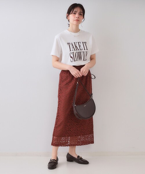 OPAQUE.CLIP(オペークドットクリップ)の「ロゴプリントTシャツ【洗濯機洗い可】(Tシャツ/カットソー・レディース・ホワイト/ダークグレー/ネイビー・00)」の5枚目の写真