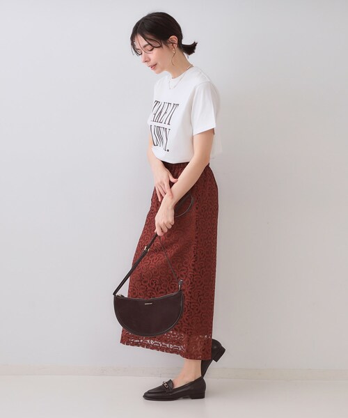 OPAQUE.CLIP(オペークドットクリップ)の「ロゴプリントTシャツ【洗濯機洗い可】(Tシャツ/カットソー・レディース・ホワイト/ダークグレー/ネイビー・00)」の6枚目の写真